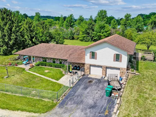 16104 Feighner Rd, Roanoke, IN 46783