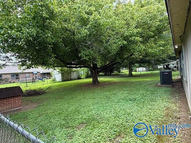 1114 Terry Cir — Photo 17