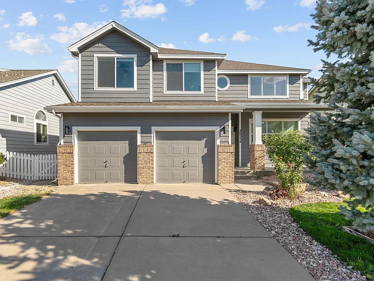 20574 E Caley Dr — Photo 1