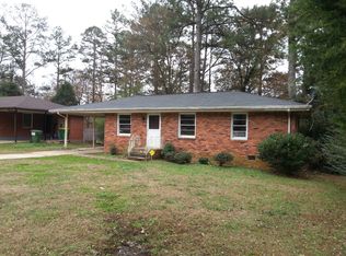 1147 Evelyn Dr, Forest Park, GA 30297