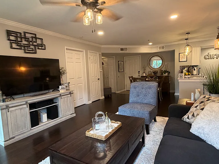 3313 Wyndham Cir #1220 — Photo 16