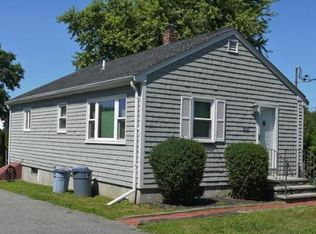 200 Center Ave, Middletown, RI 02842