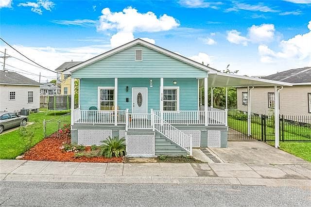 1st image of 3108 College Ct