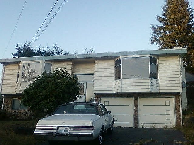1st image of 2113 163rd Pl SW