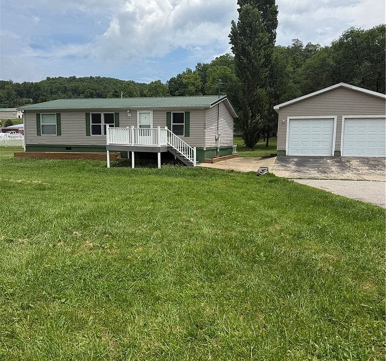 1st image of 406/410 Harbour Ln