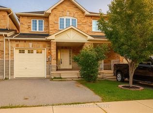 6121 Coxswain Cres, Mississauga, ON L5V 2Z8