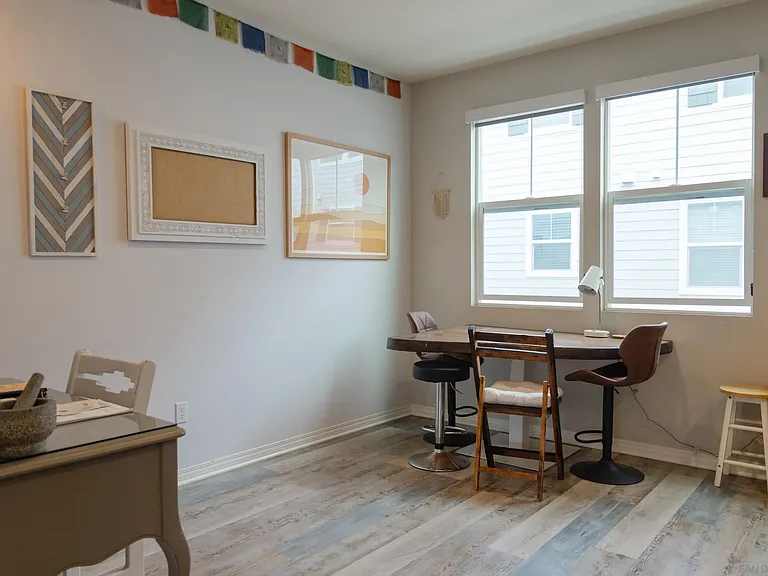 505 Lark Way — Photo 6