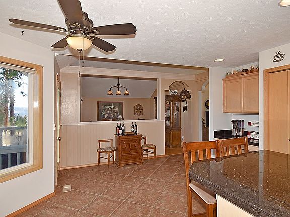 3rd image of 7819 E Woodland Ln