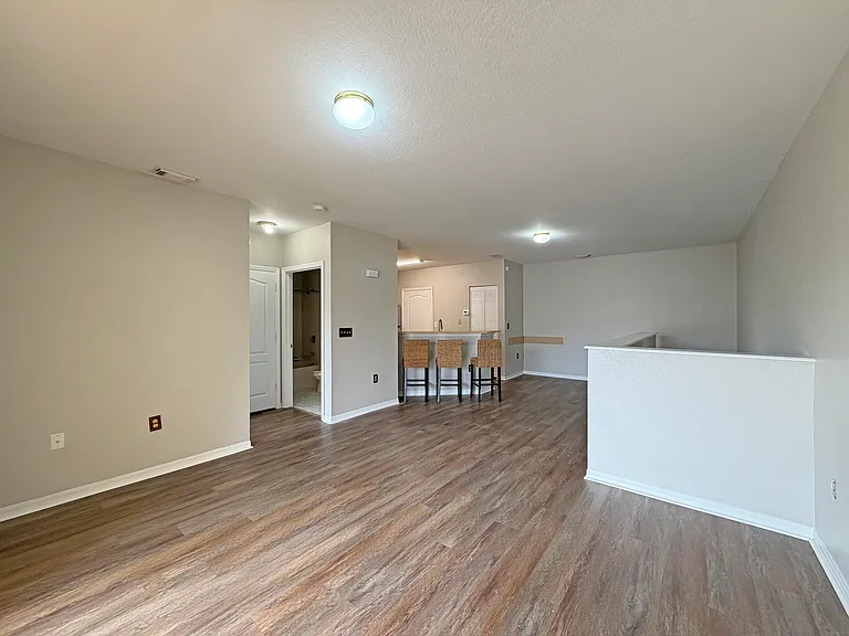 124 SW Peacock Blvd #13-206 — Photo 7