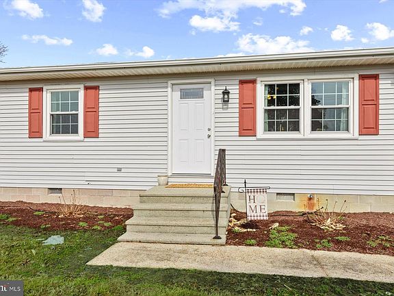 4th image of 8870 Athol Rd