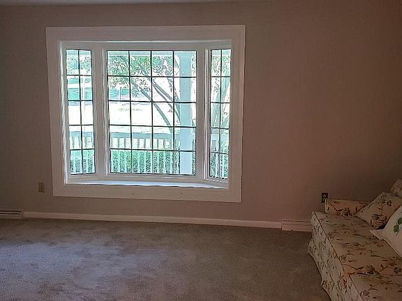 5th image of 10610 Thistlewood Ct
