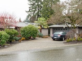 7434 SE 71st St, Mercer Island, WA 98040
