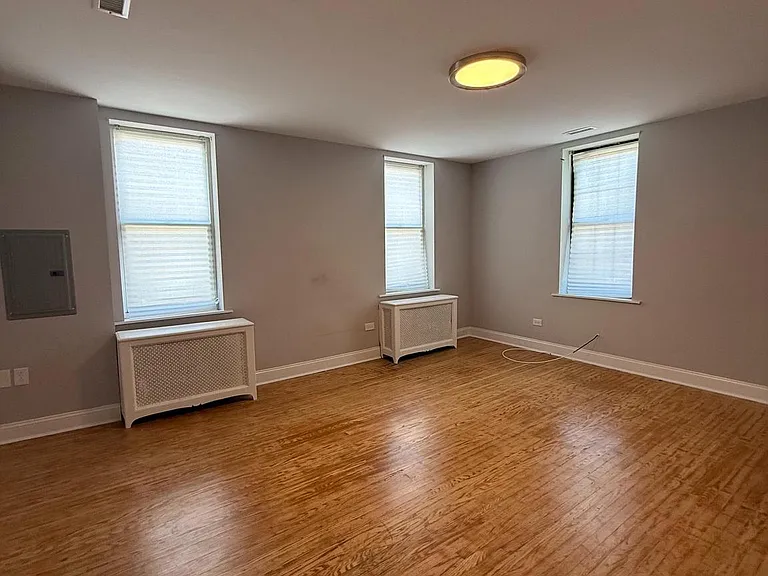 1208 Mifflin St #2 — Photo 11