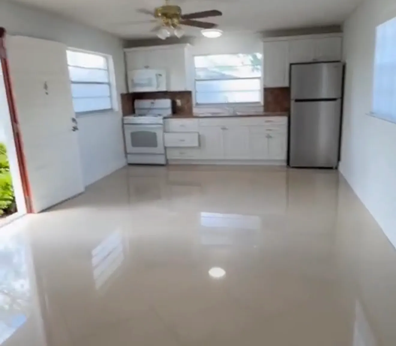 1 bed, $2,000 — Photo 4