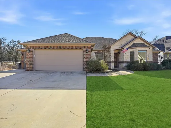 21 Lone Oak Blvd, Pottsboro, TX 75076