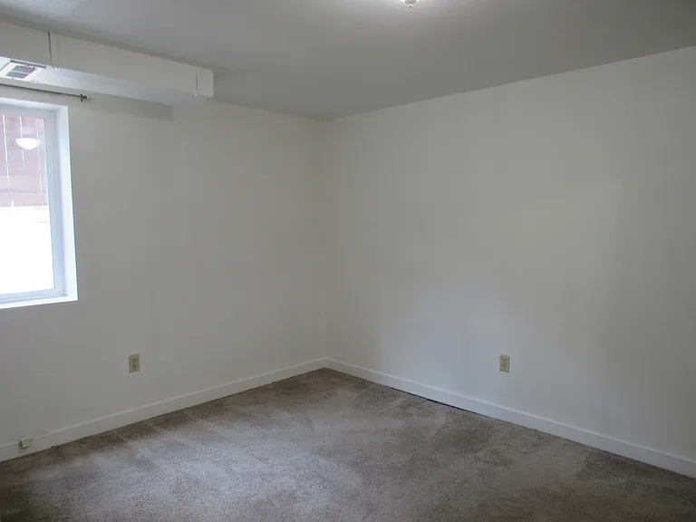5435 N Morton St — Photo 8
