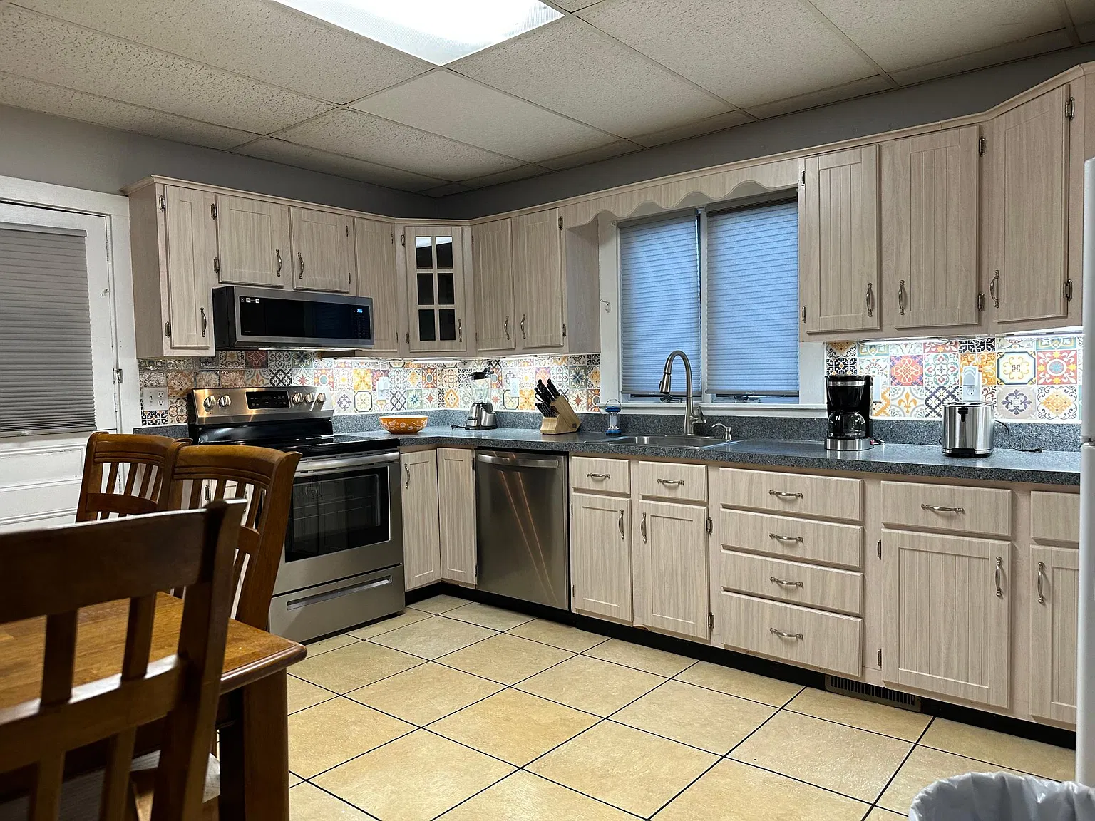 2 bed, 875 sqft, $2,650 — Photo 2