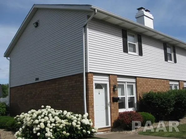 1914 Canterbury Dr APT A, Washington, IL 61571