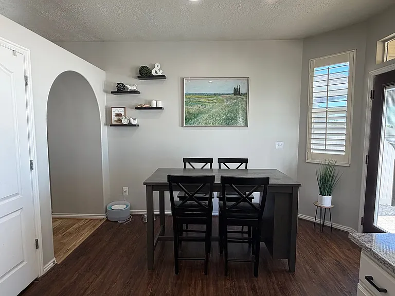 721 N Skipton Dr — Photo 11