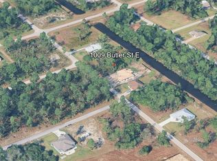 1009 Butler St E, Lehigh Acres, FL 33974