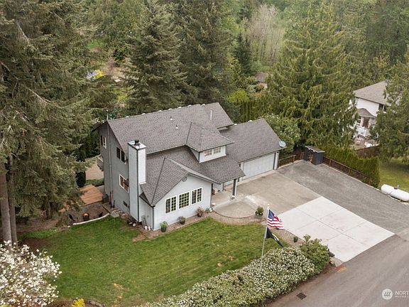 2nd image of 6305 187th Avenue E