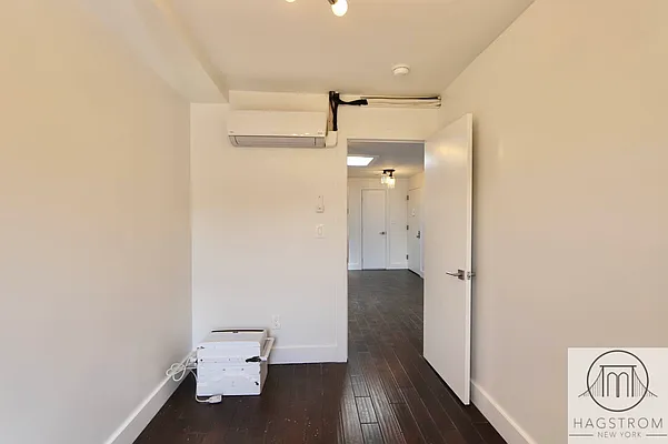 Rented by EXP Realty NYC | media 9