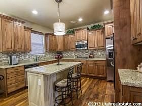 3rd image of 10623 S Belleville Way