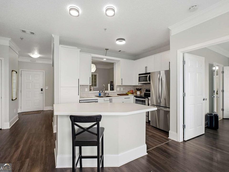 1st image of 400 17th St NW Unit 2407