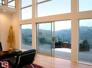 2140 Beech Knoll Rd, Los Angeles, CA 90046