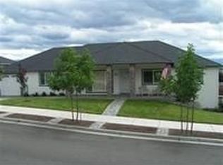 993 Jessica Ct, Eagle Pt, OR 97524