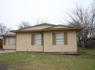 2933 Scottsbluff Dr, Dallas, TX 75228