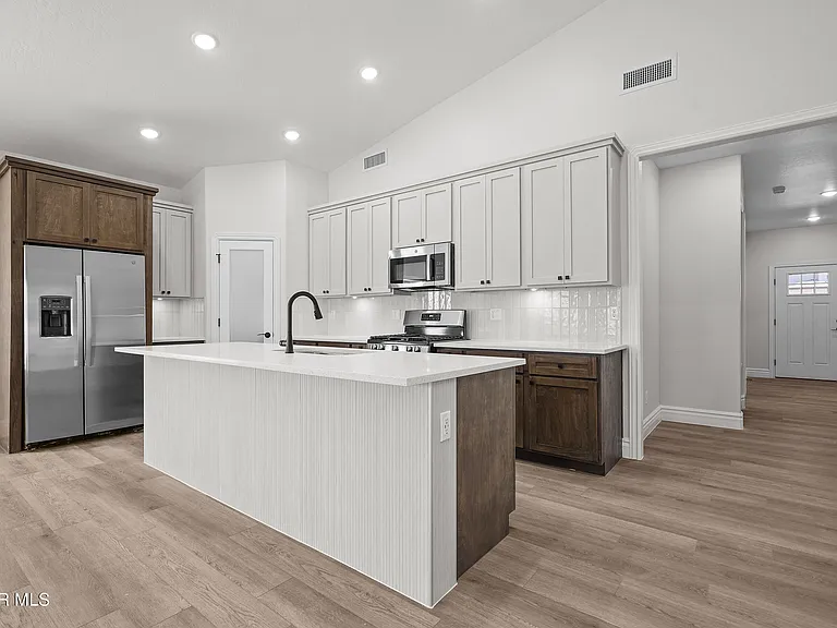 15153 Ambition Ave — Photo 19
