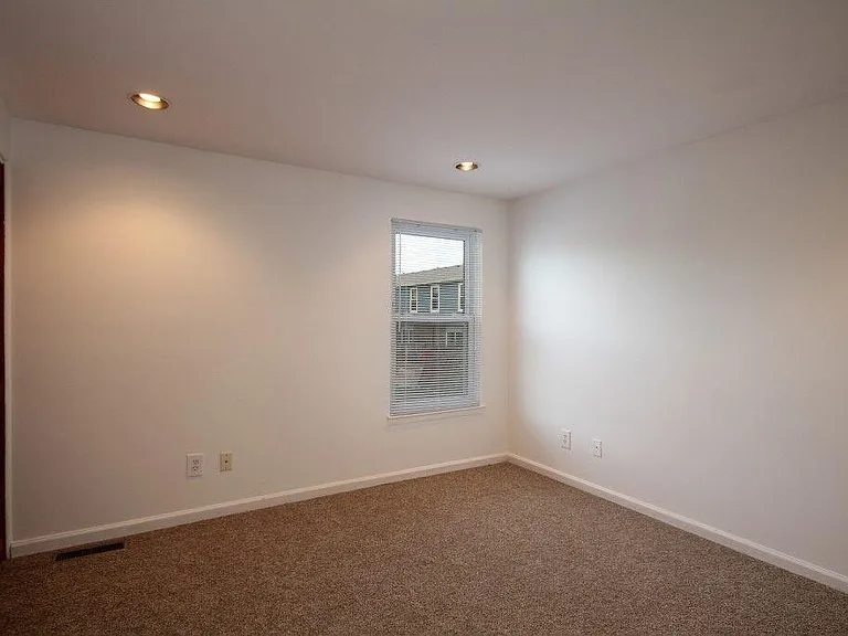 345 Clark St — Photo 14