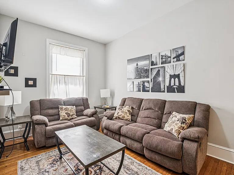 1931 Chestnut St #3-F — Photo 9