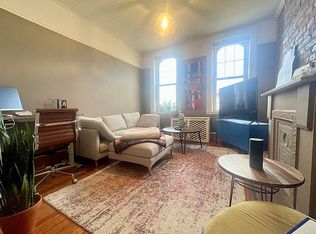 162 Newton St APT 3L, Brooklyn, NY 11222