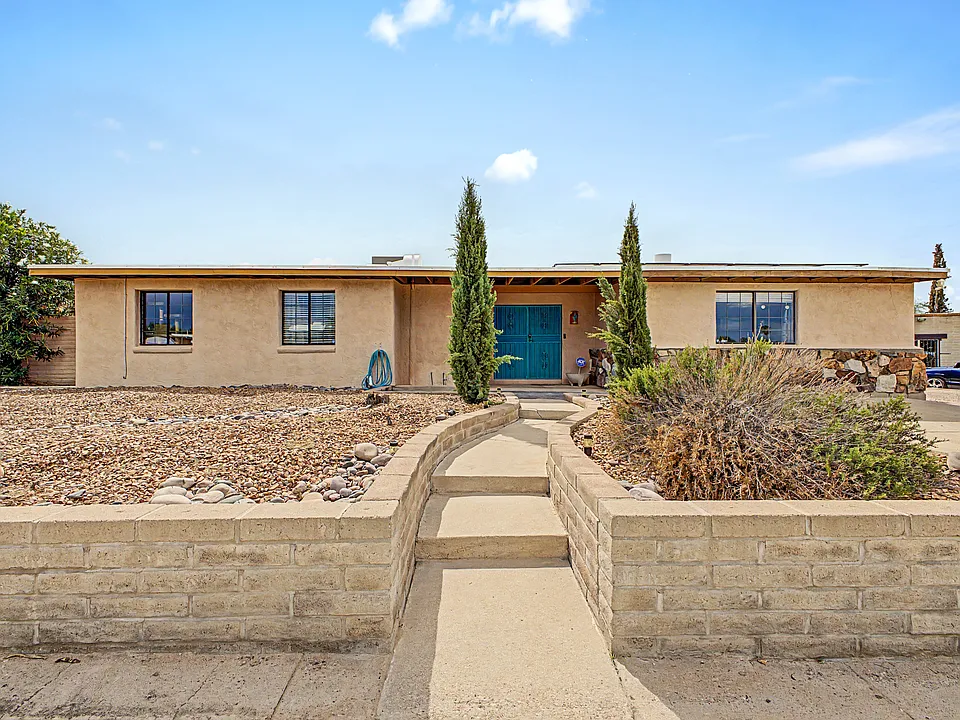 3010 S Calle Cordova