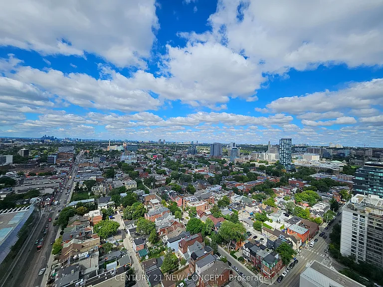 280 Dundas St E #2811 — Photo 15