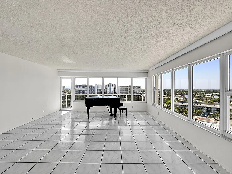 3700 Galt Ocean Dr #1215 — Photo 4