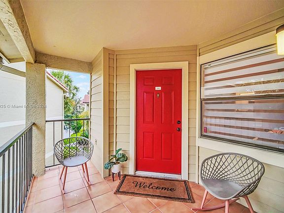 5th image of 3008 Parkway Blvd APT 308