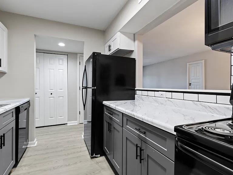 The Latitude Apartments — Photo 12