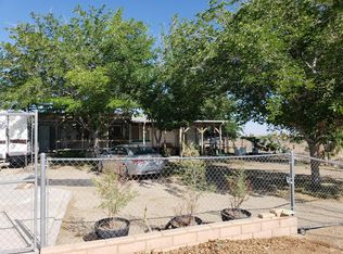 11572 Mountain Rd, Pinon Hills, CA 92372