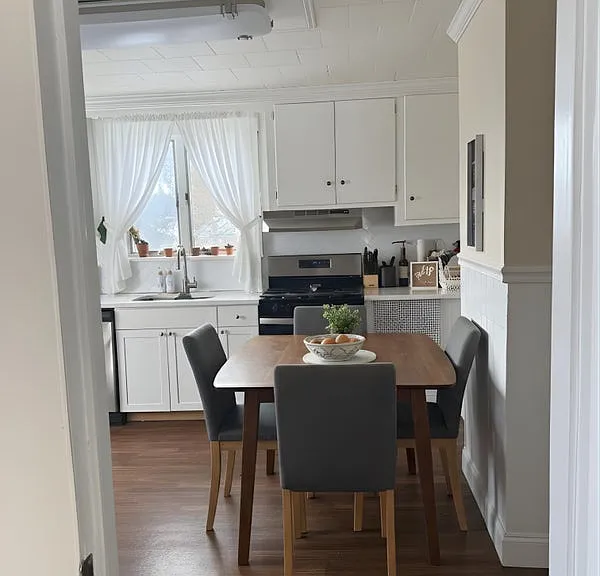 16 Rutherford Pl #1 — Photo 4