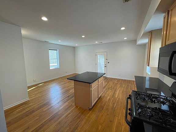 Kitchen, Dining Area