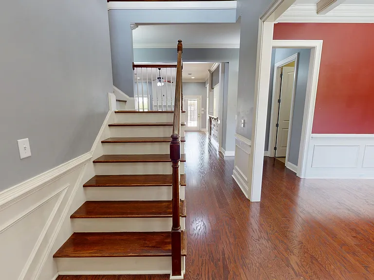415 Melison Dr — Photo 4