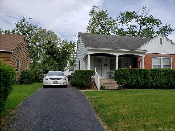 2nd image of 2049-2051 Parkhill Dr