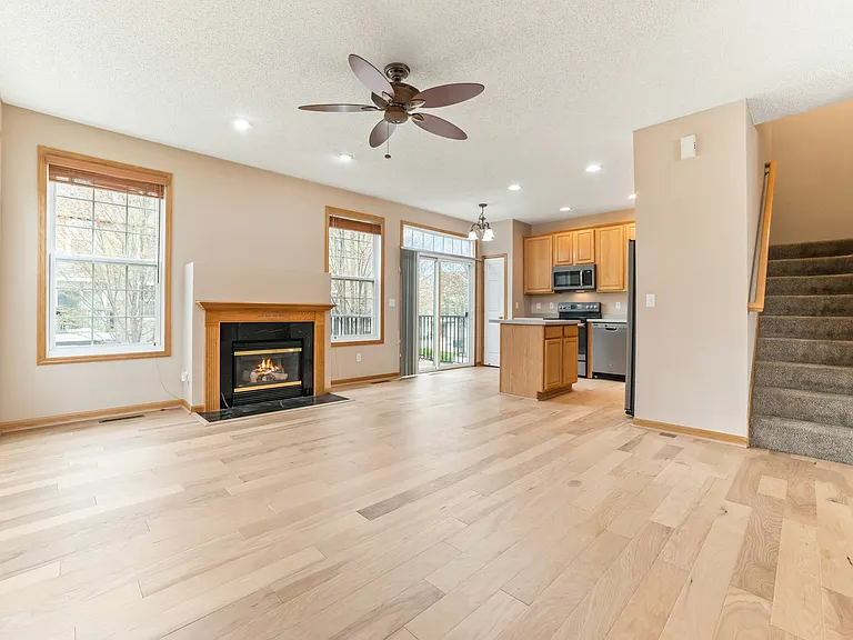 15726 Frisian Ln — Photo 16
