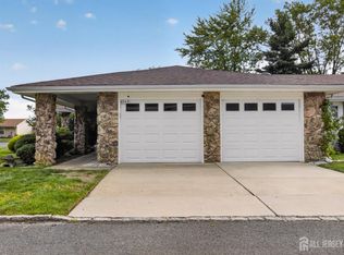 484A Fairton Dr, Monroe Township, NJ 08831