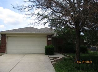 5413 Chinkapin Ln, Fort Worth, TX 76244