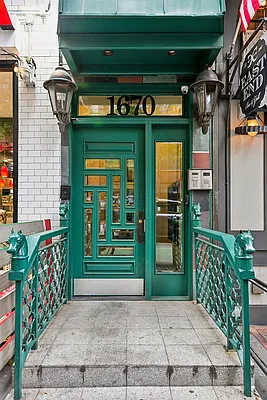 Rented by Brown Harris Stevens | media 8