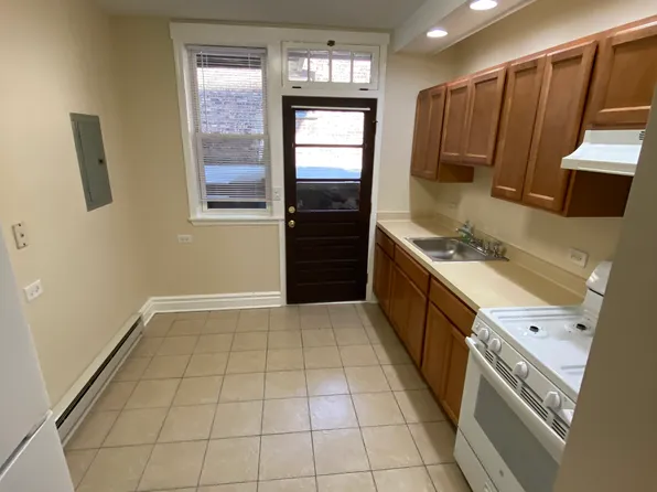 6711 W 19th St APT 5, Berwyn, IL 60402